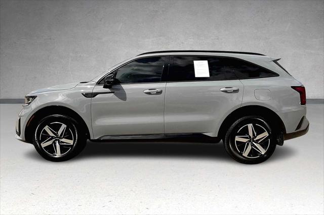 used 2022 Kia Sorento car, priced at $28,494