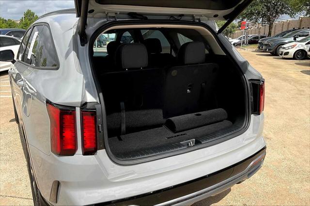 used 2022 Kia Sorento car, priced at $28,494