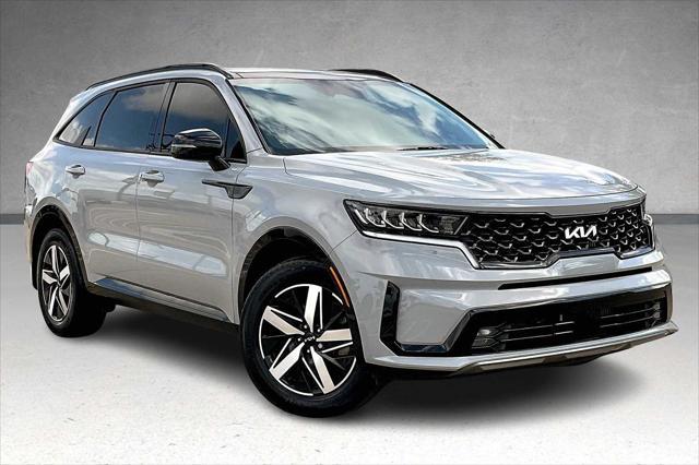 used 2022 Kia Sorento car, priced at $28,494