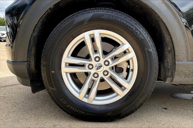 used 2022 Ford Explorer car, priced at $27,293