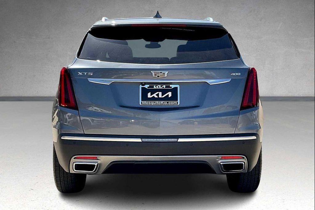 used 2021 Cadillac XT5 car, priced at $20,798