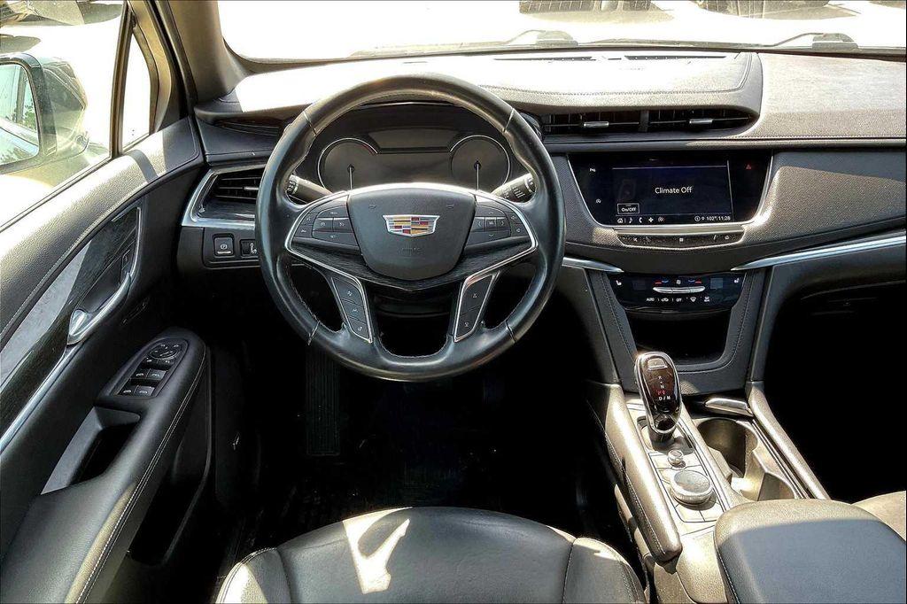 used 2021 Cadillac XT5 car, priced at $20,798