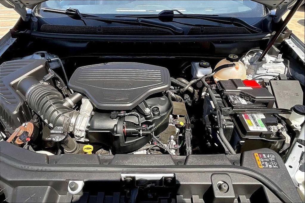 used 2021 Cadillac XT5 car, priced at $20,798