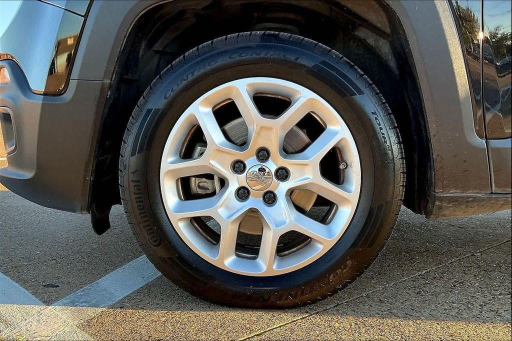 used 2018 Jeep Renegade car, priced at $11,796