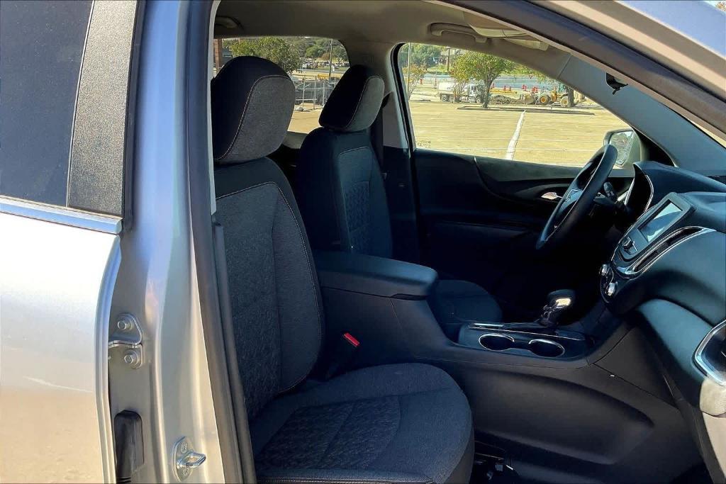 used 2022 Chevrolet Equinox car, priced at $19,268