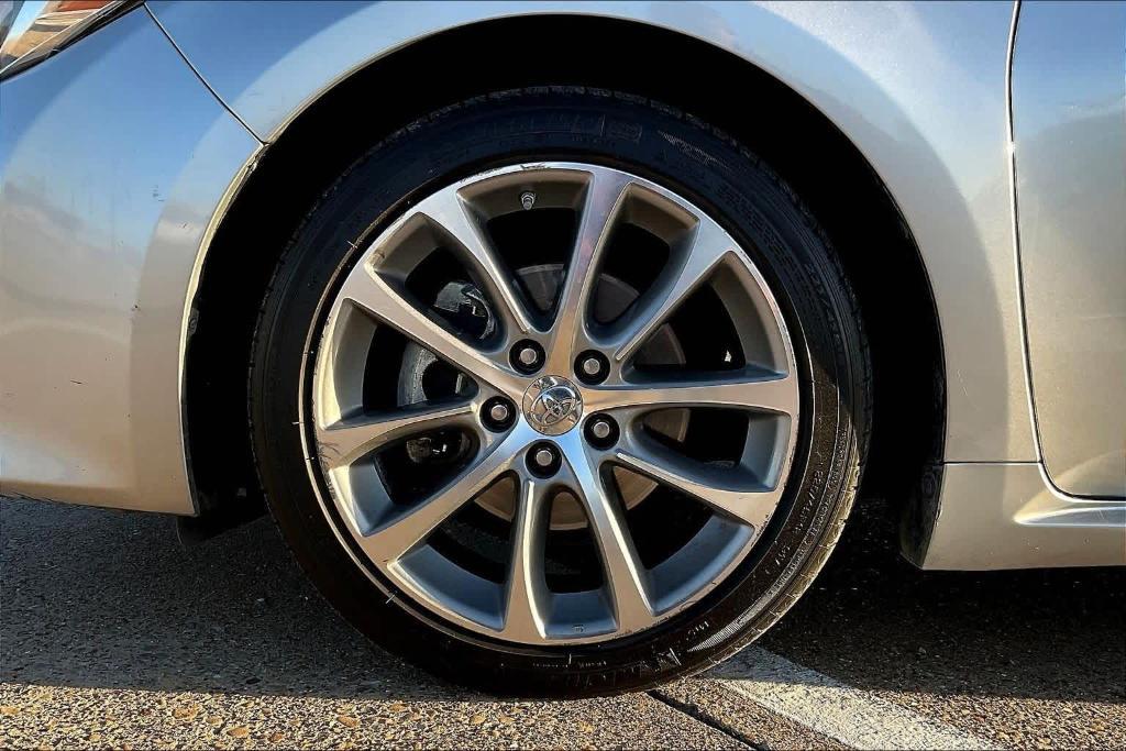 used 2015 Toyota Avalon car, priced at $14,389