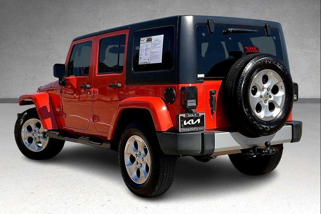 used 2015 Jeep Wrangler Unlimited car, priced at $19,199