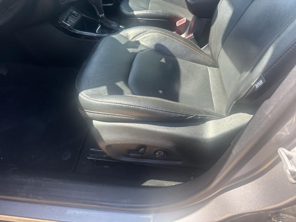 used 2018 Jeep Compass car, priced at $17,344