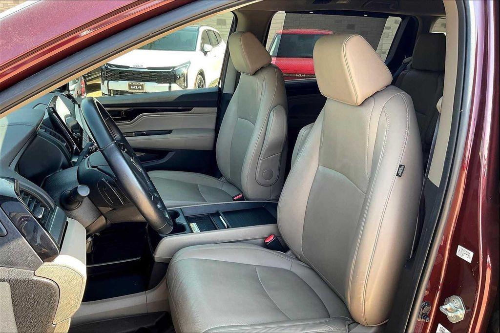 used 2020 Honda Odyssey car, priced at $23,596