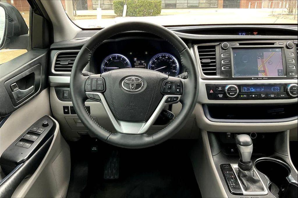 used 2019 Toyota Highlander car, priced at $23,341