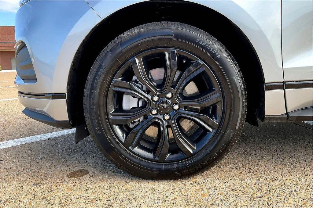 used 2022 Ford Edge car, priced at $22,250