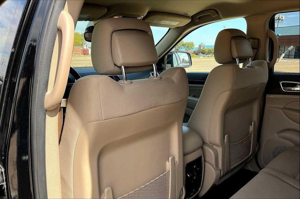 used 2018 Jeep Grand Cherokee car, priced at $13,151