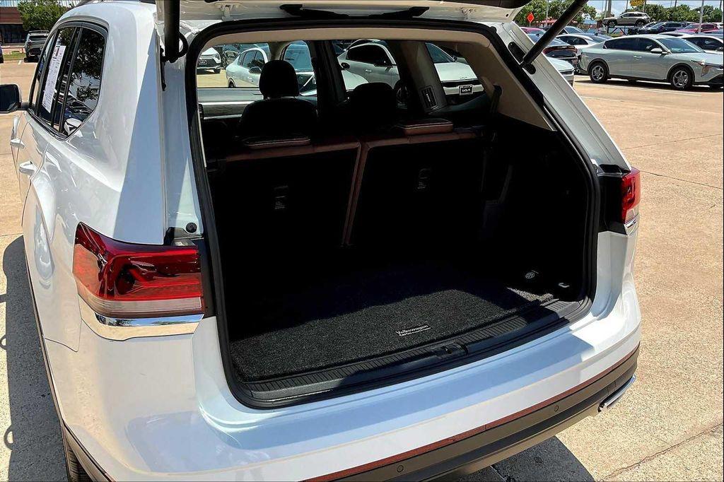 used 2022 Volkswagen Atlas car, priced at $22,389