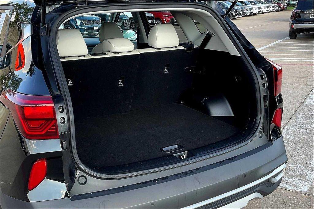 used 2022 Kia Seltos car, priced at $21,215