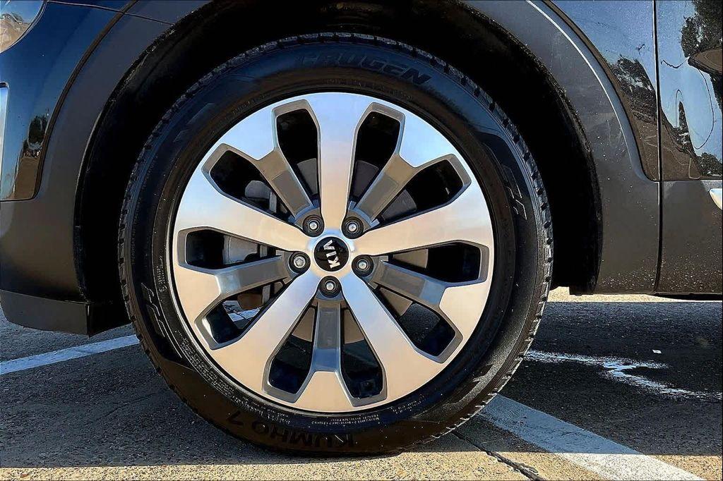 used 2021 Kia Telluride car, priced at $17,199