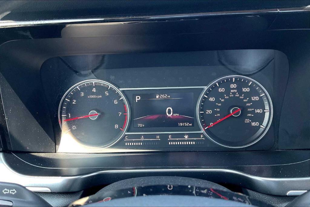 used 2023 Kia Sorento car, priced at $25,896