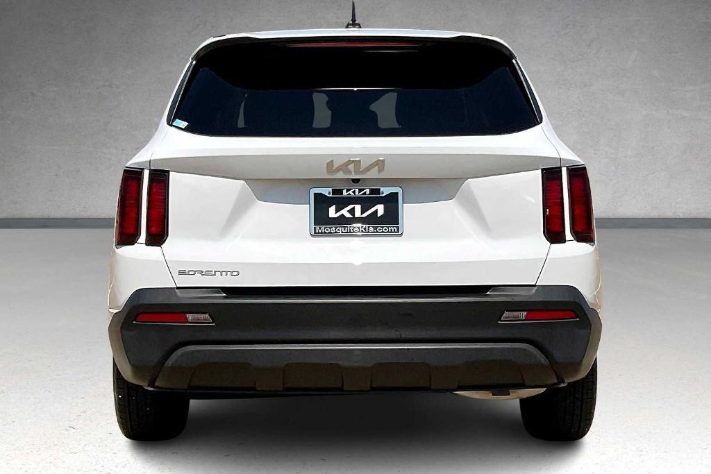 used 2023 Kia Sorento car, priced at $25,896