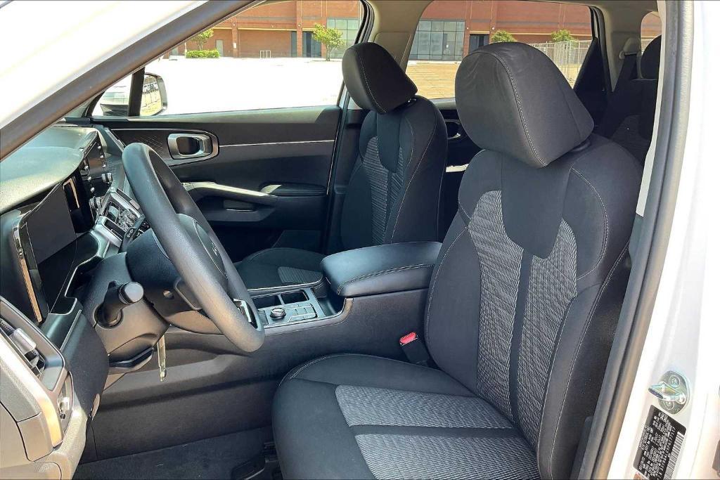 used 2023 Kia Sorento car, priced at $25,896