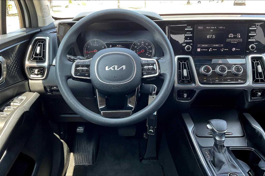 used 2023 Kia Sorento car, priced at $25,896