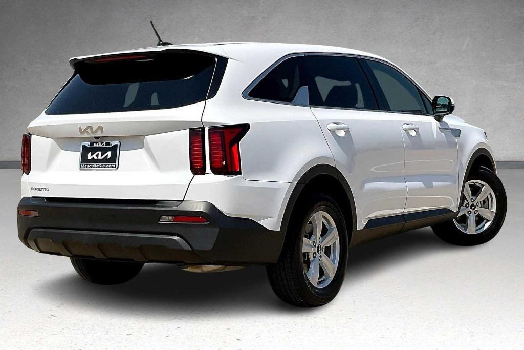 used 2023 Kia Sorento car, priced at $25,896
