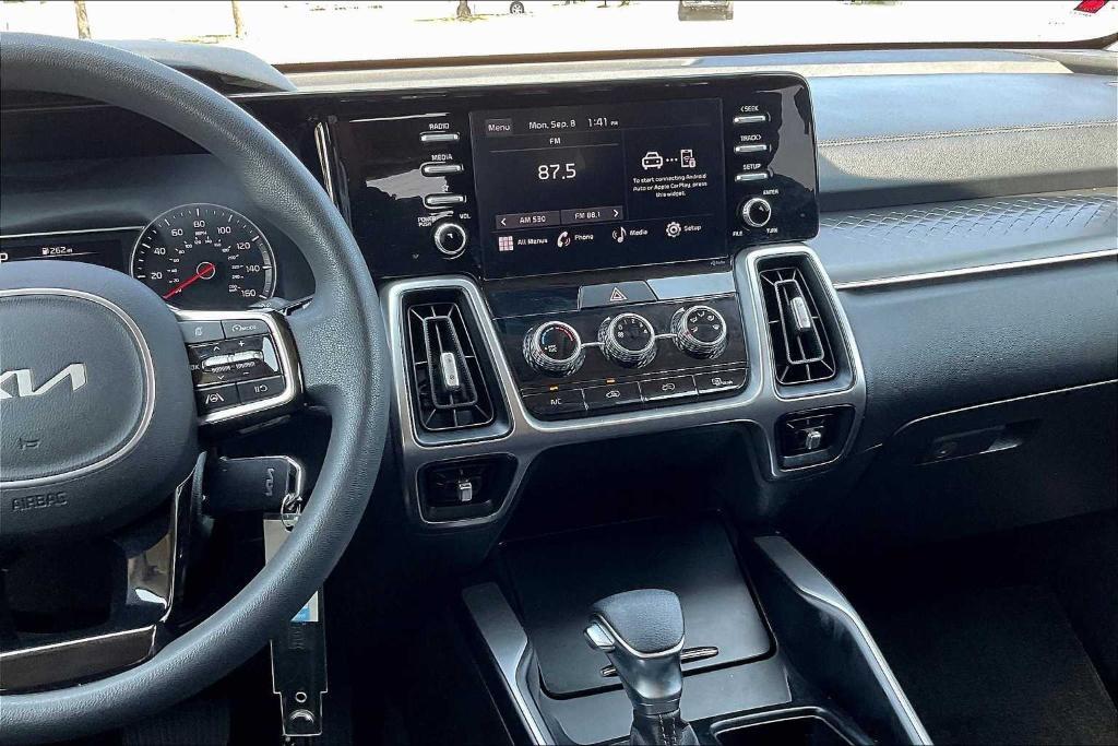 used 2023 Kia Sorento car, priced at $25,896