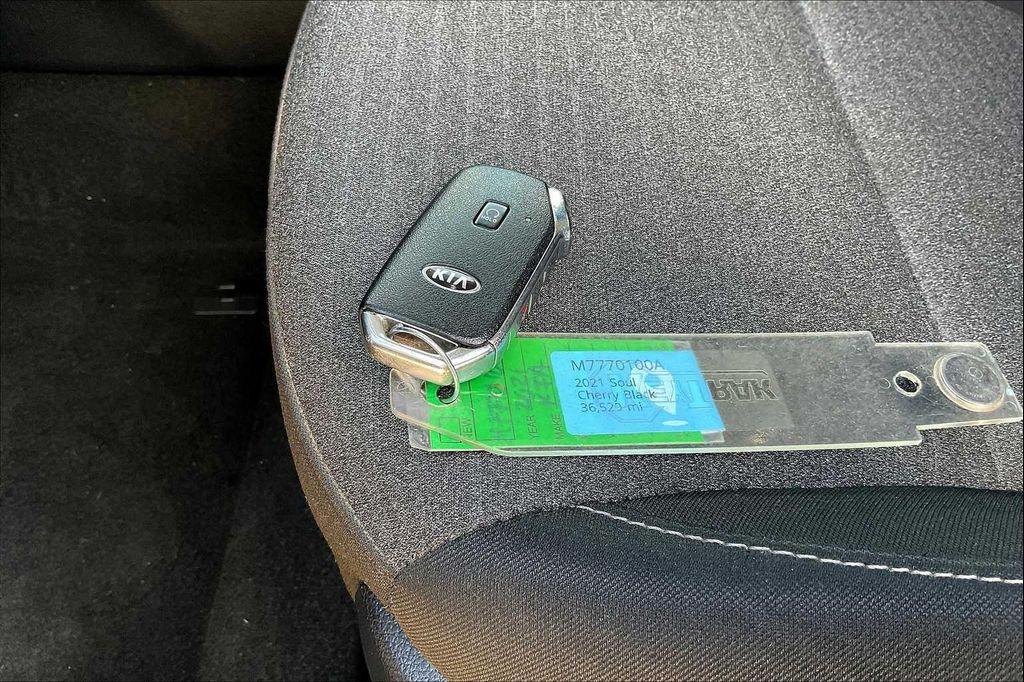 used 2021 Kia Soul car, priced at $16,571