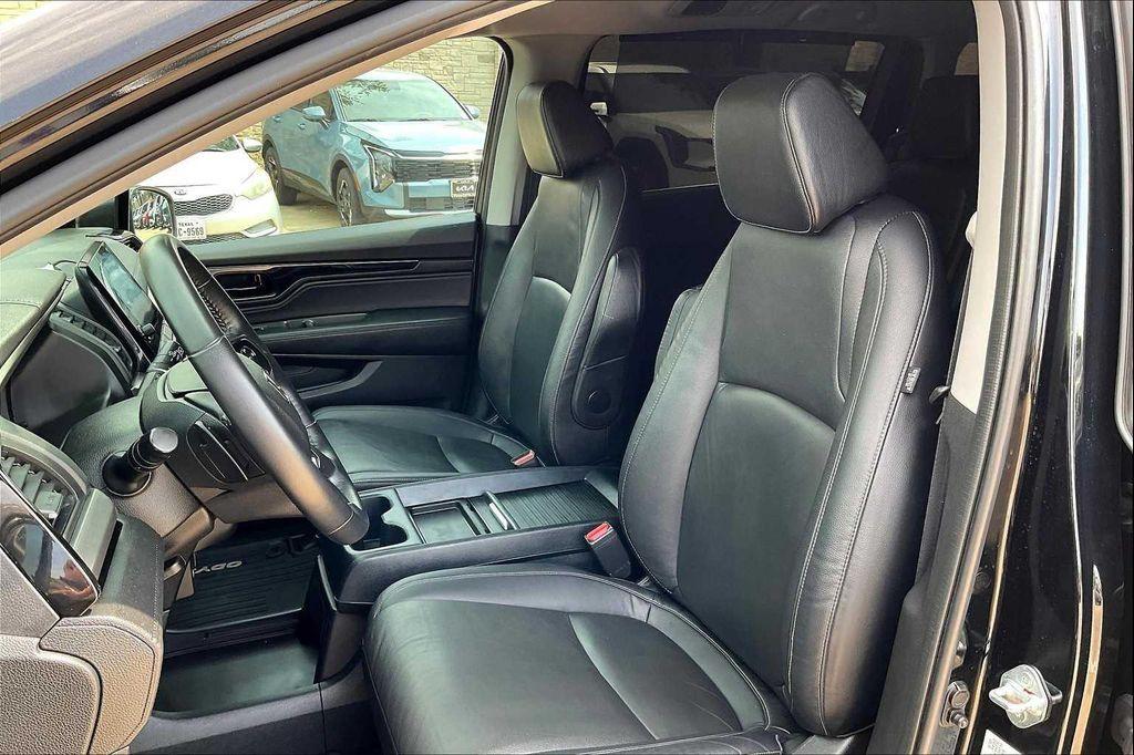 used 2023 Honda Odyssey car, priced at $33,680