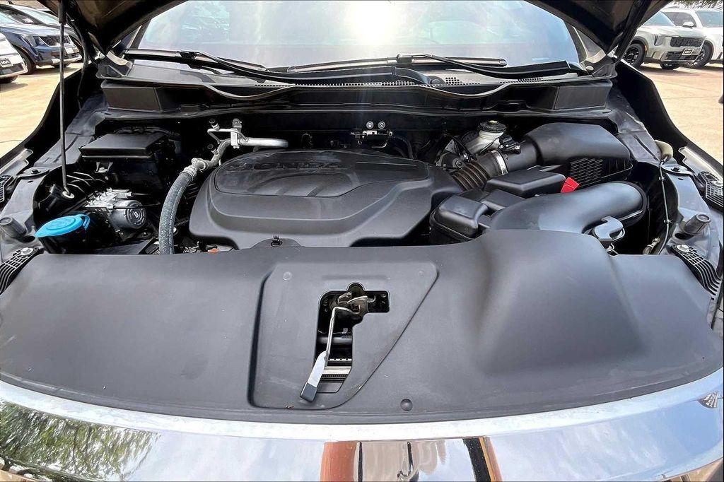 used 2023 Honda Odyssey car, priced at $33,680