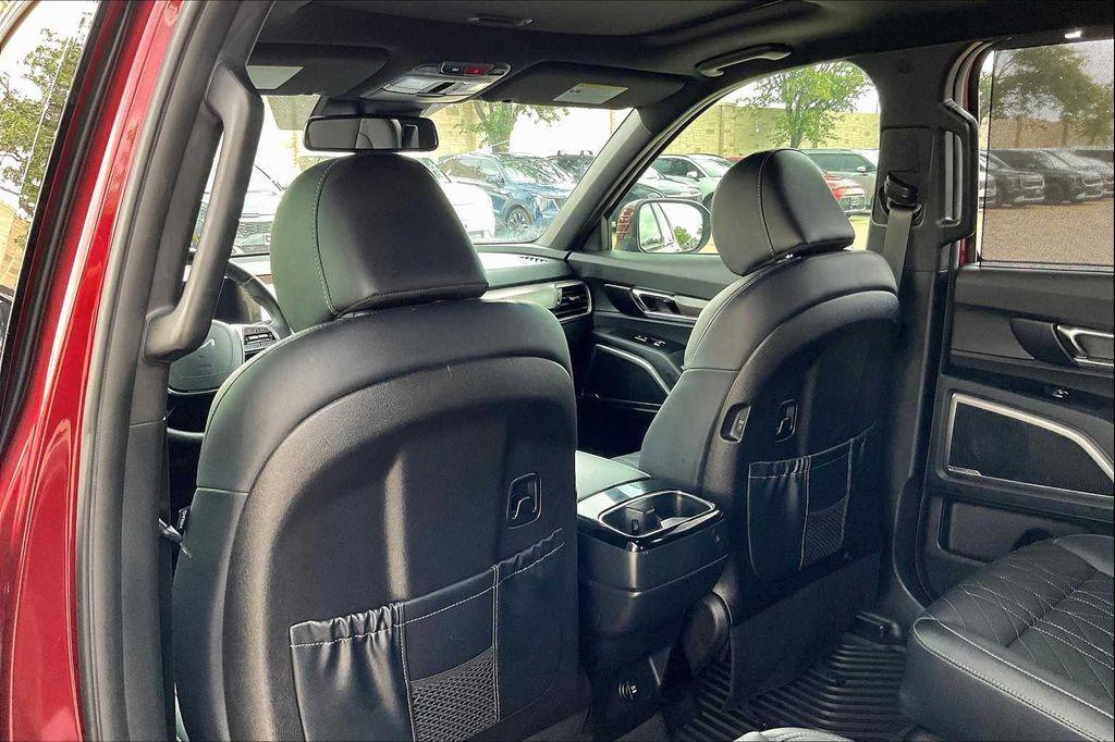 used 2024 Kia Telluride car, priced at $40,685