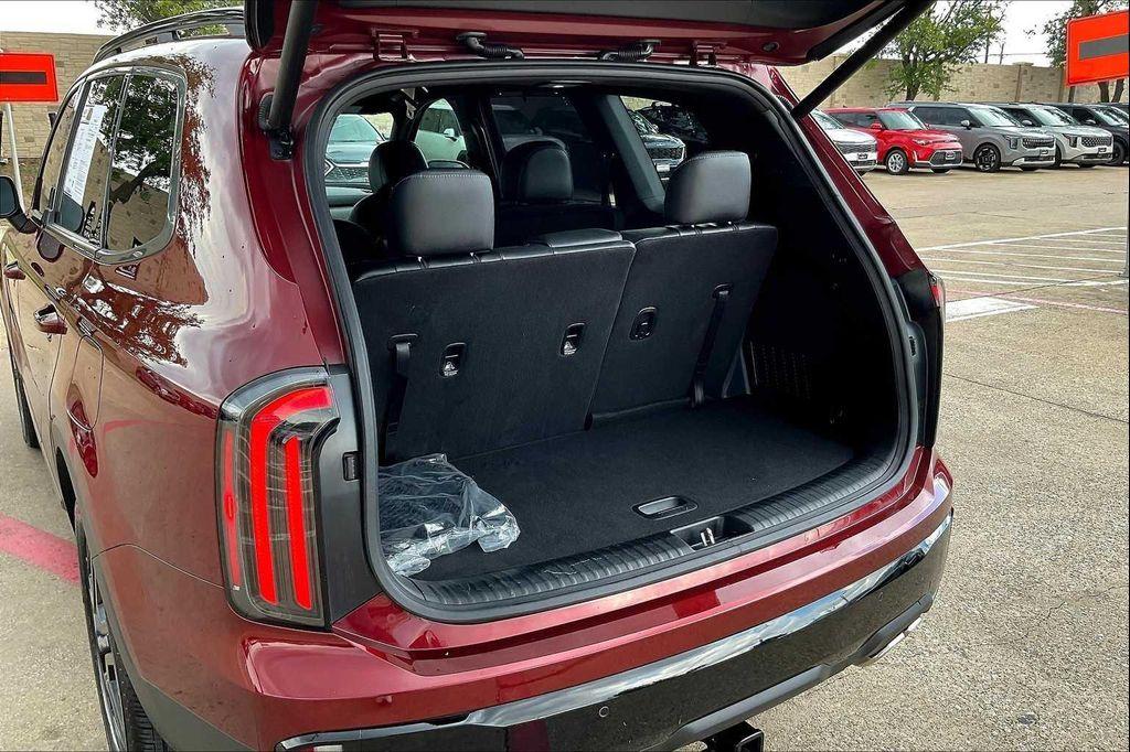 used 2024 Kia Telluride car, priced at $40,685