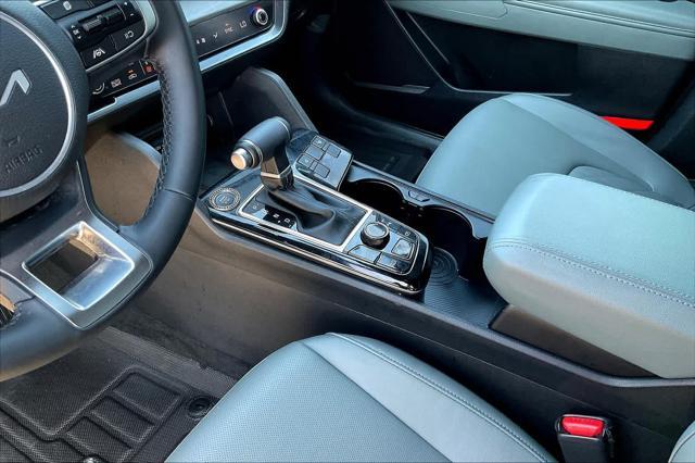 used 2025 Kia Sportage car, priced at $30,700