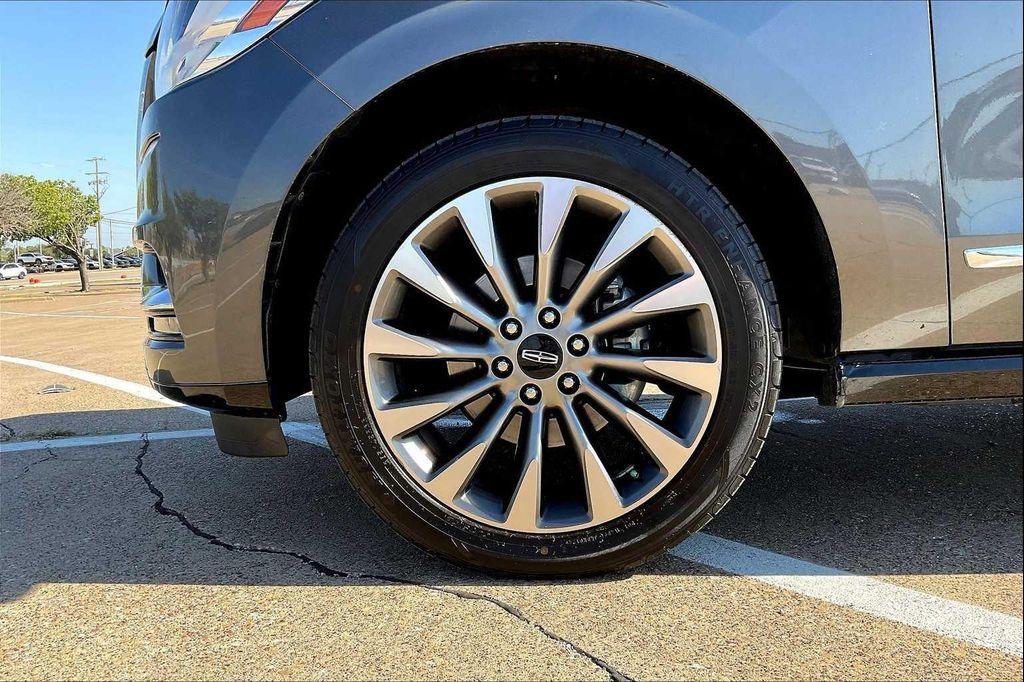 used 2018 Lincoln Navigator car, priced at $26,439