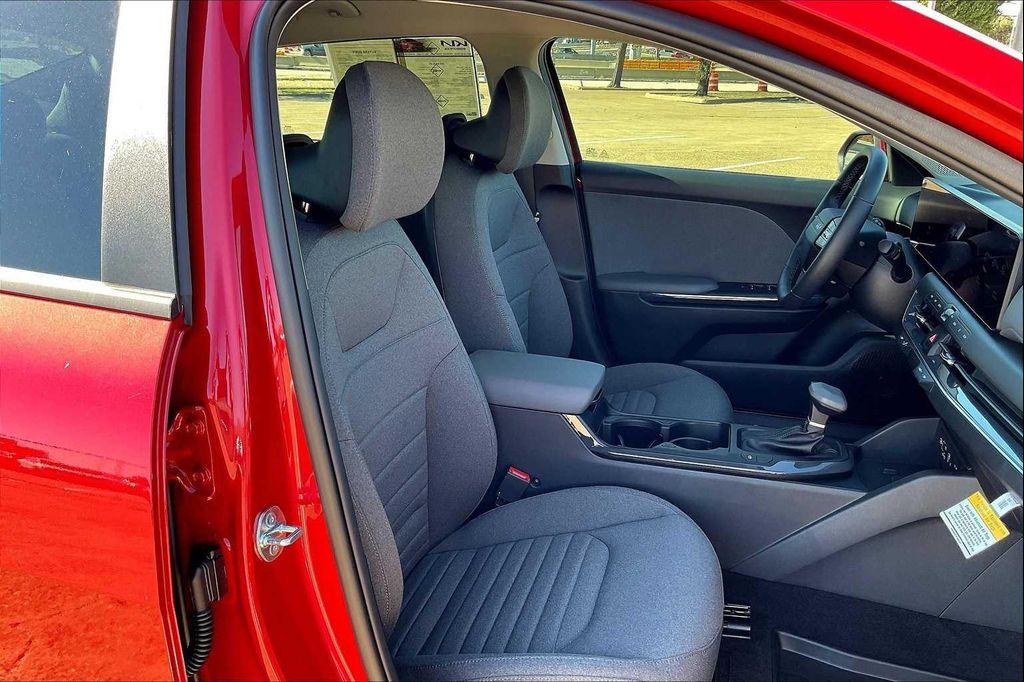 used 2025 Kia K4 car, priced at $22,843