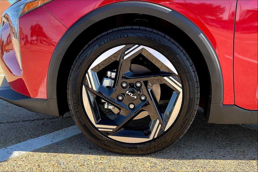 used 2025 Kia K4 car, priced at $22,843