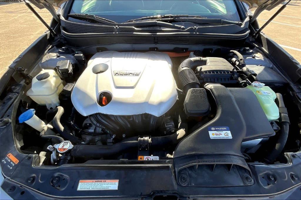 used 2014 Hyundai Sonata Hybrid car, priced at $9,489
