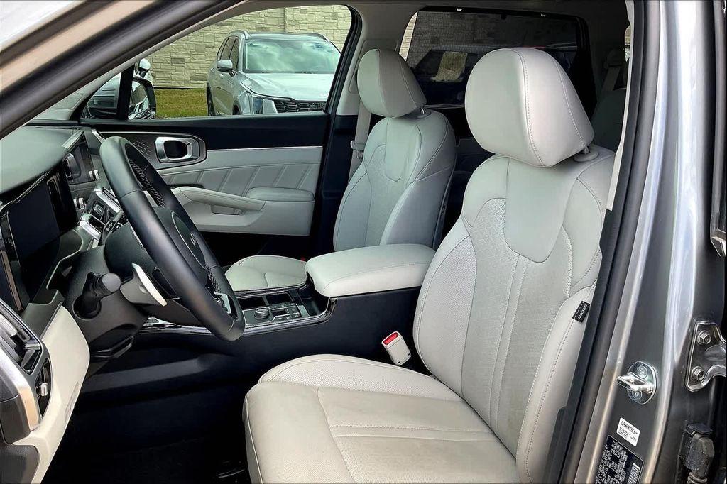 used 2023 Kia Sorento Plug-In Hybrid car, priced at $42,499