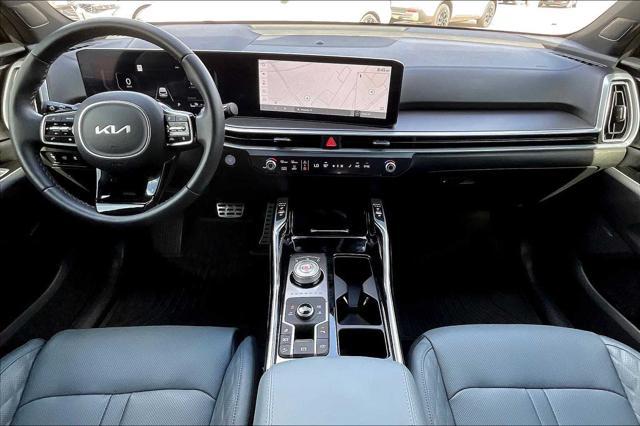 used 2025 Kia Sorento Hybrid car, priced at $42,309