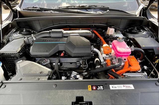 used 2025 Kia Sorento Hybrid car, priced at $42,309