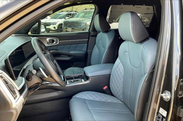 used 2025 Kia Sorento Hybrid car, priced at $42,309