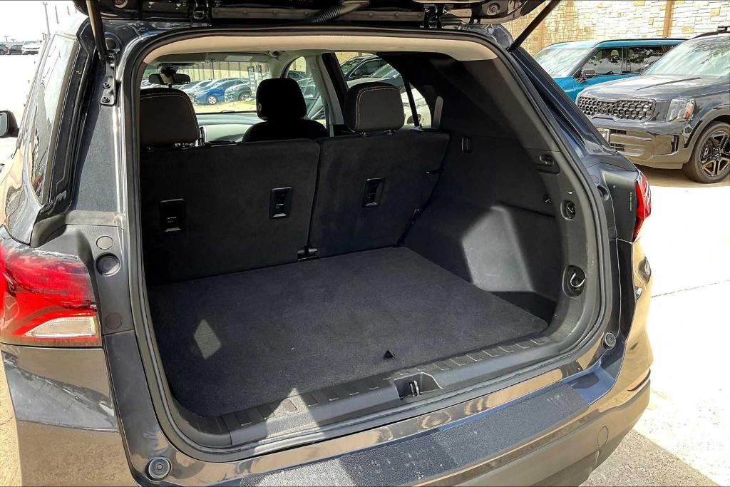 used 2022 Chevrolet Equinox car, priced at $19,803