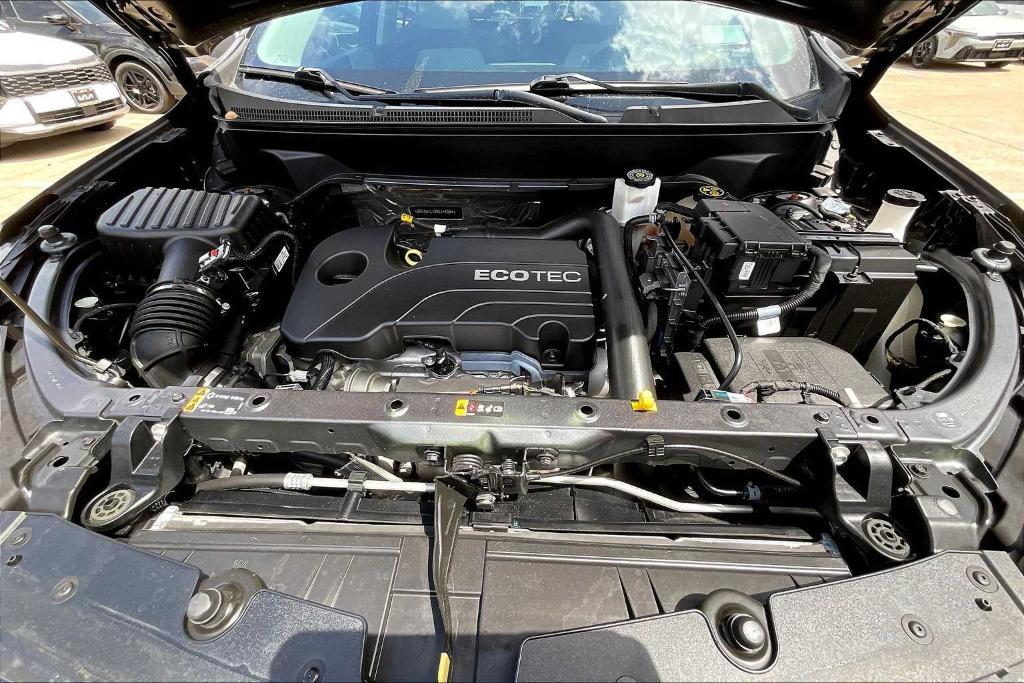 used 2022 Chevrolet Equinox car, priced at $19,803