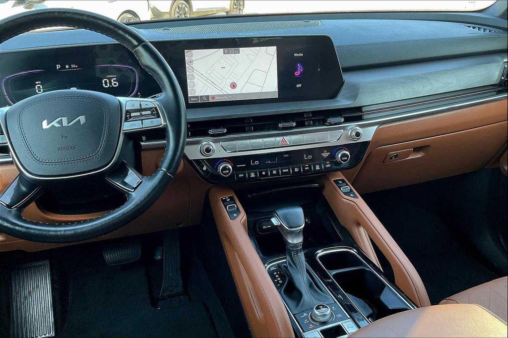 used 2024 Kia Telluride car, priced at $39,843