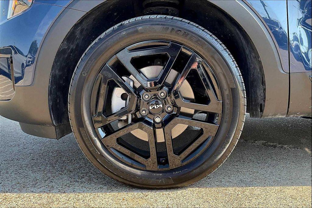 used 2024 Kia Telluride car, priced at $39,843