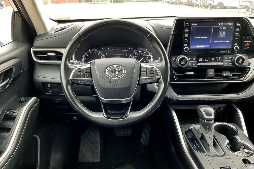 used 2021 Toyota Highlander car, priced at $27,693