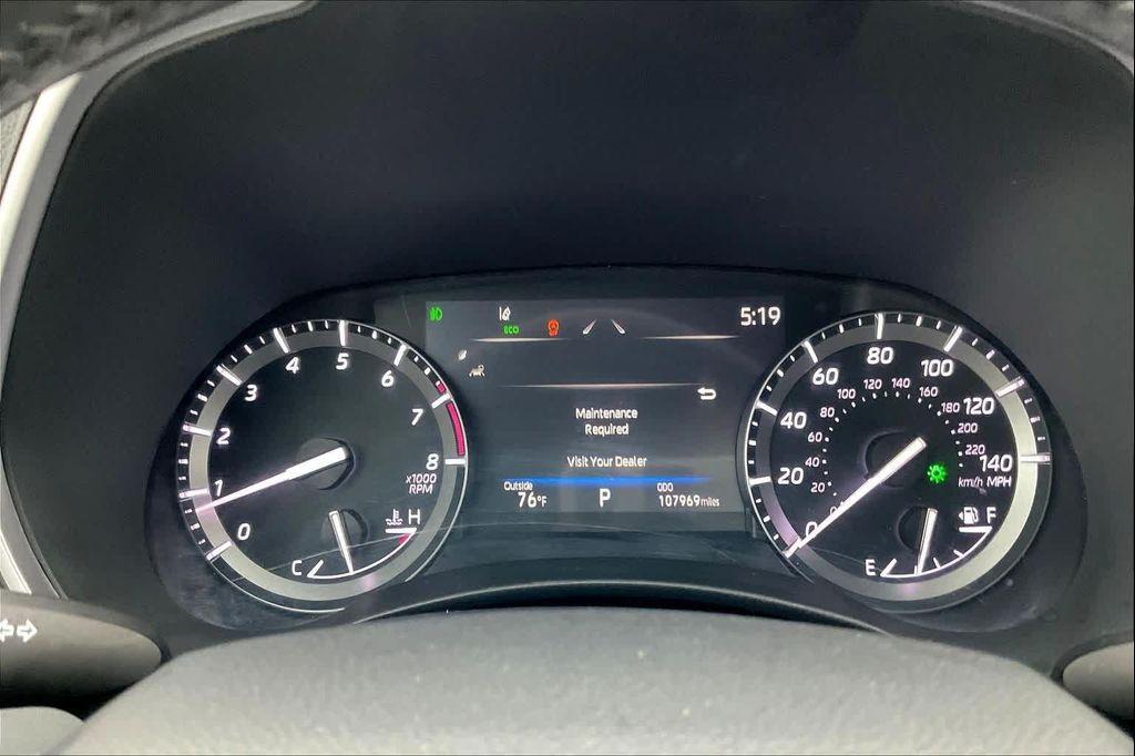 used 2021 Toyota Highlander car, priced at $27,693