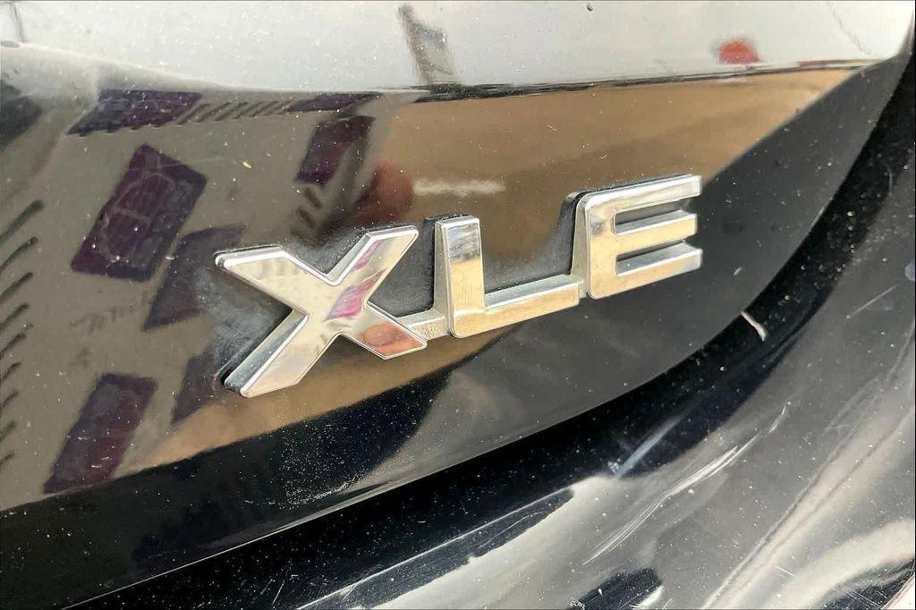 used 2021 Toyota Highlander car, priced at $27,693