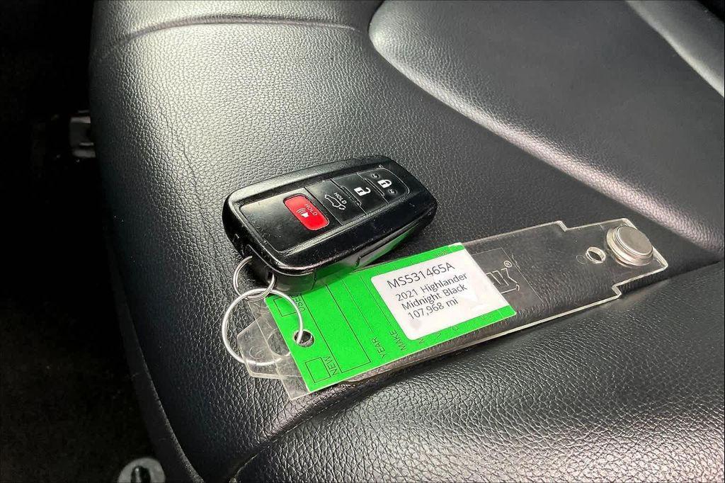 used 2021 Toyota Highlander car, priced at $27,693
