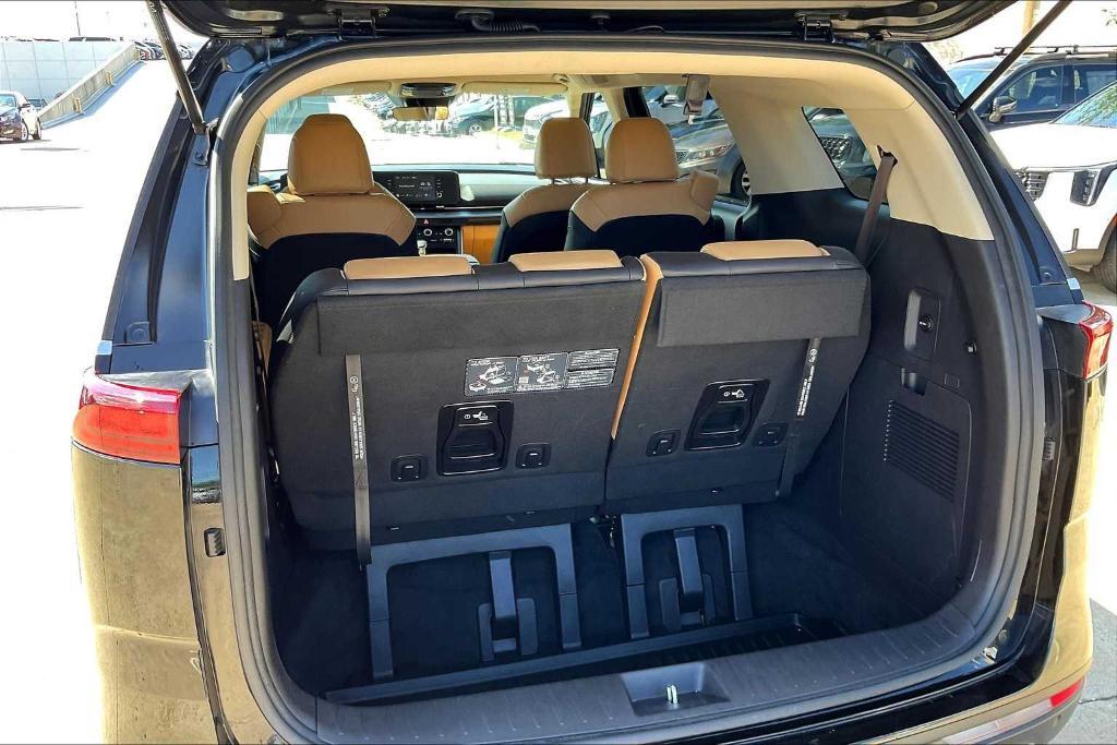 used 2024 Kia Carnival car, priced at $34,250