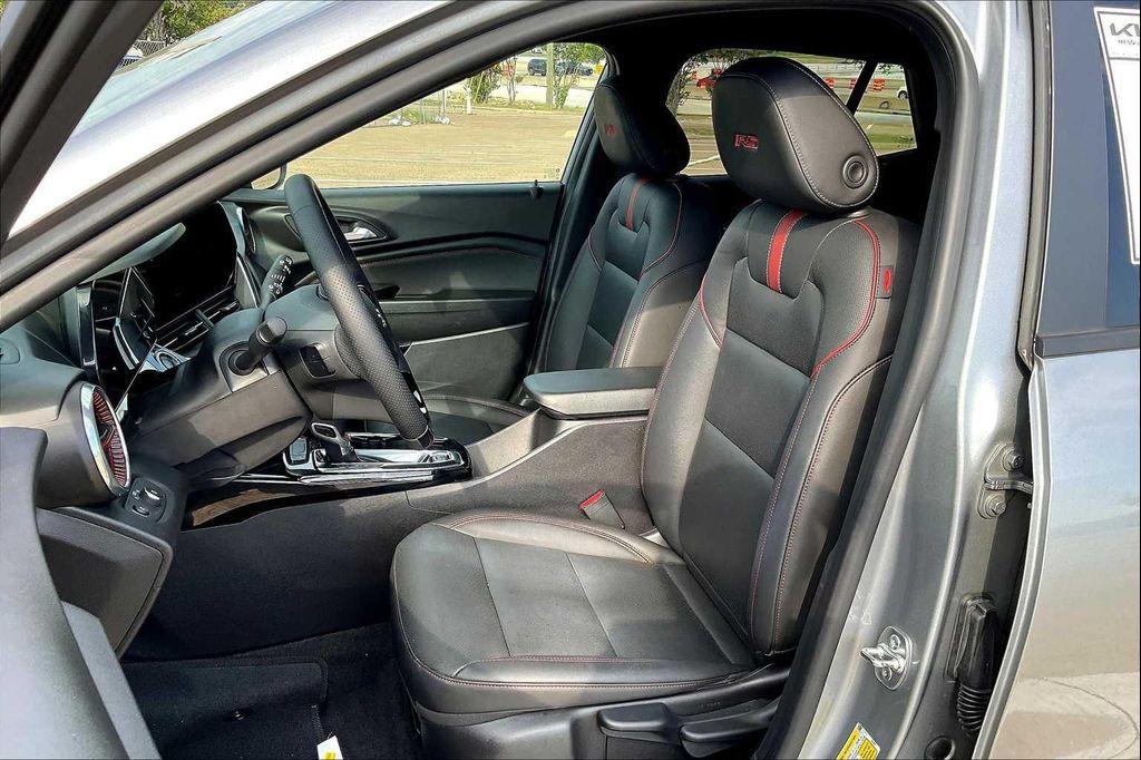 used 2025 Chevrolet Trax car, priced at $24,330