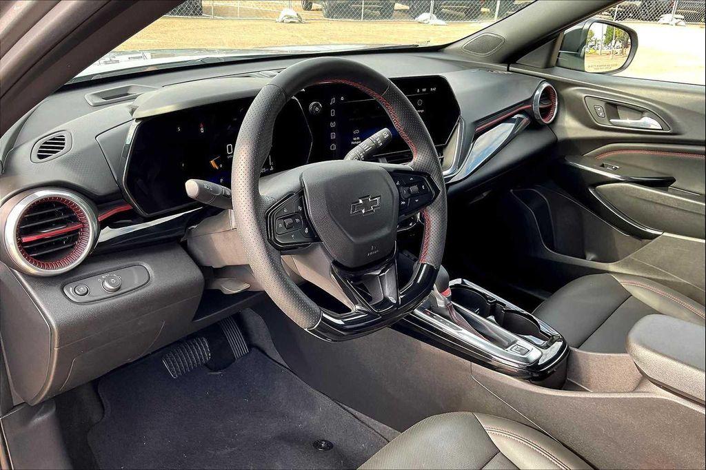 used 2025 Chevrolet Trax car, priced at $24,330
